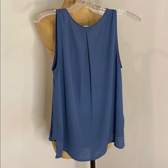 Sleeveless Perrywinkle Blouse SM - Picture 12 of 14